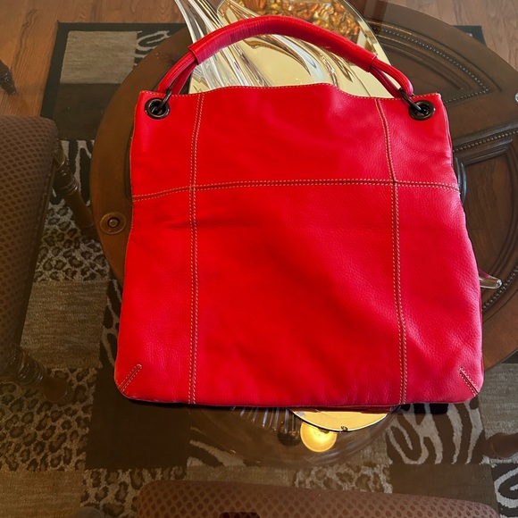 Bottega Veneta Red Leather Handbag - Picture 4 of 6